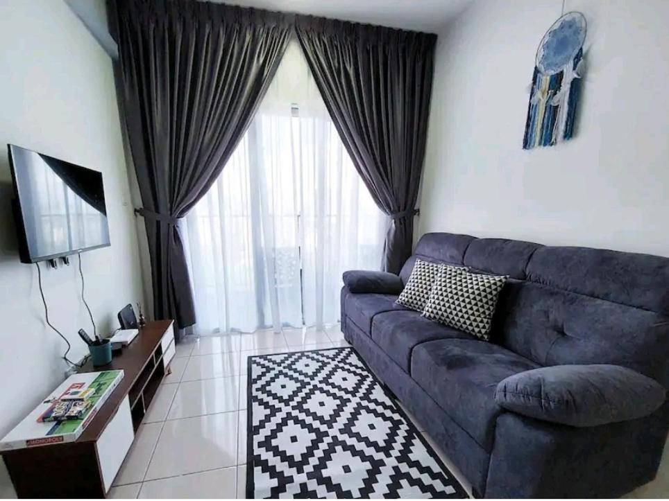 Bohemian Home 3 Bedroom -10 Mins To Mid Valley Kuala Lumpur Exterior photo